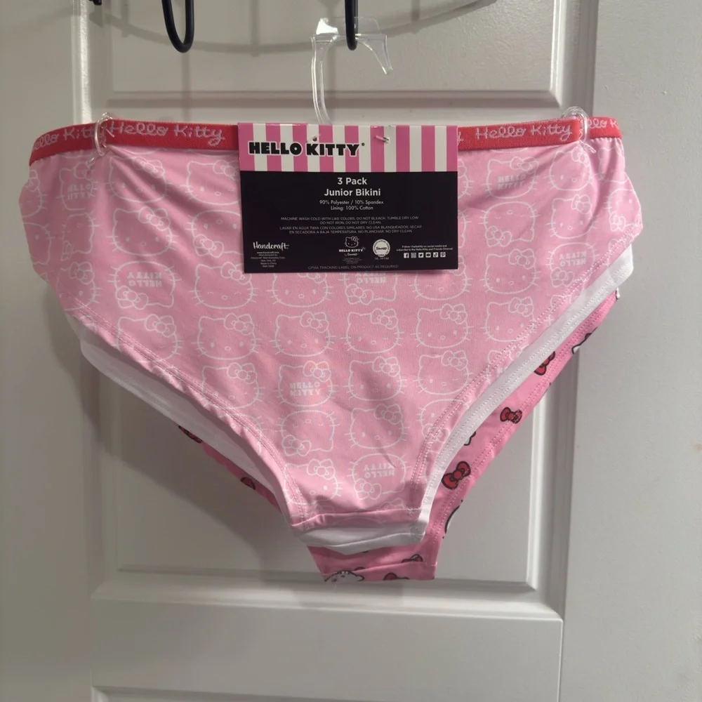 Hello Kitty Pink Bikini Briefs - 3 Pack - Picture 2 of 2